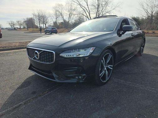 2020 Volvo S90 T6 R-Design