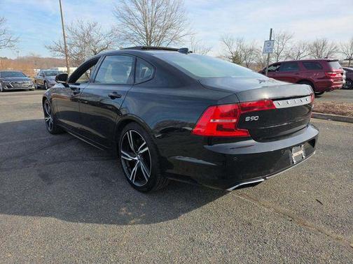 2020 Volvo S90 T6 R-Design