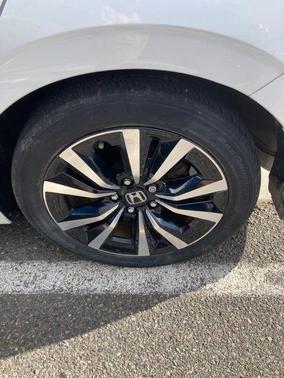 2022 Honda Civic EX-L