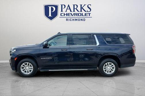 2023 Chevrolet Suburban LT