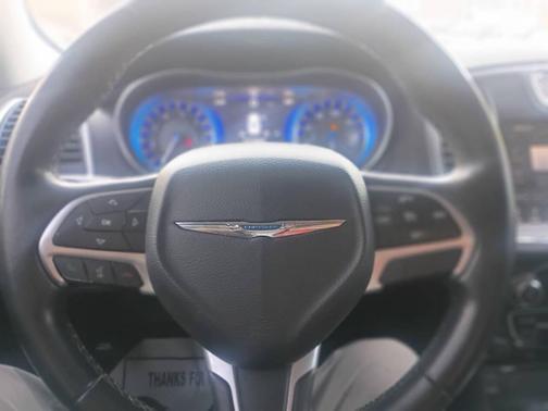 2015 Chrysler 300 Limited