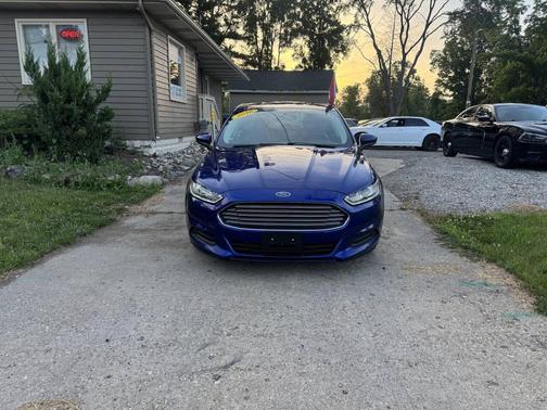 2016 Ford Fusion SE