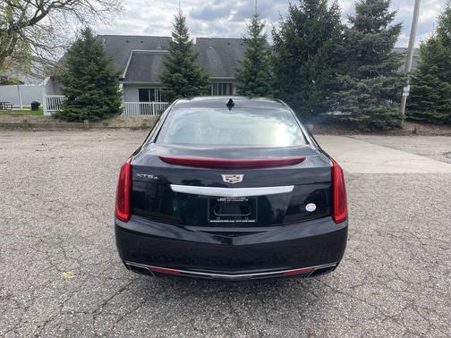 Black 2016 Cadillac XTS Luxury