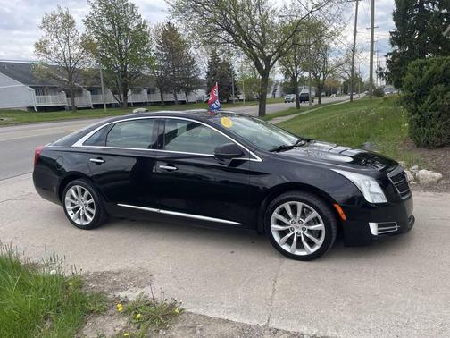 Black 2016 Cadillac XTS Luxury
