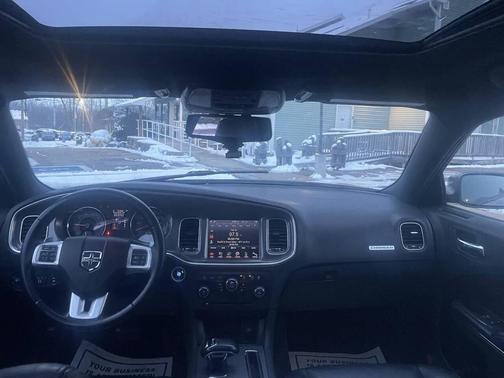 2013 Dodge Charger SXT