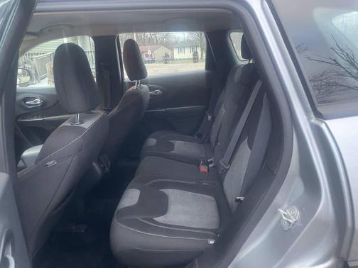 2015 Jeep Cherokee Sport