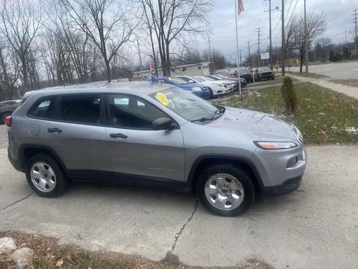 2015 Jeep Cherokee Sport