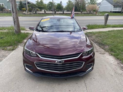 Burgundy 2016 Chevrolet Malibu 1LT