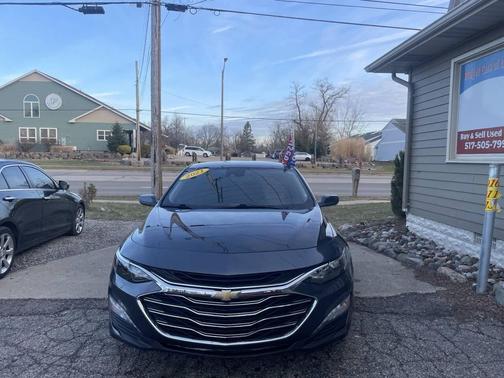 2021 Chevrolet Malibu FWD LT