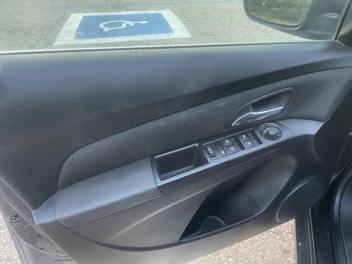 2016 Chevrolet Cruze Limited 1LT
