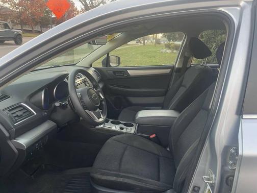 2019 Subaru Outback 2.5i