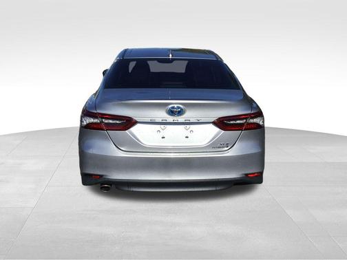 2021 Toyota Camry Hybrid XLE