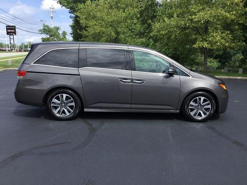 Modern Steel Metallic 2015 Honda Odyssey Touring Elite