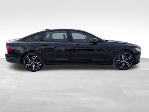 2020 Volvo S90 T6 R-Design