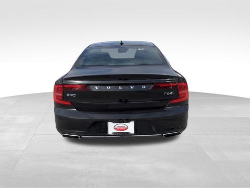 2020 Volvo S90 T6 R-Design