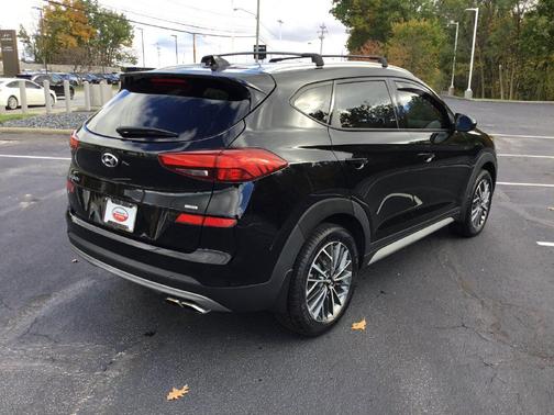 Black Noir Pearl 2021 Hyundai TUCSON SEL