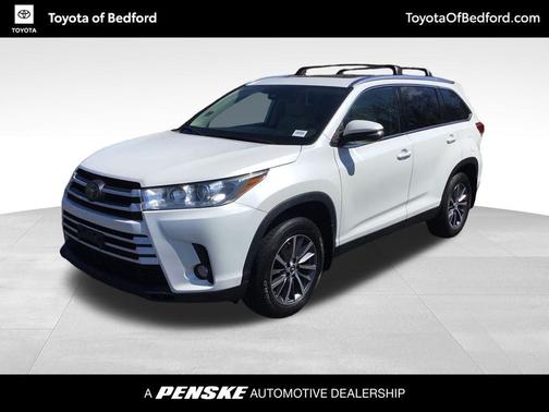 Blizzard Pearl 2019 Toyota Highlander XLE