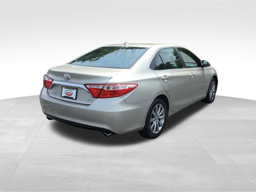 2015 Toyota Camry XLE