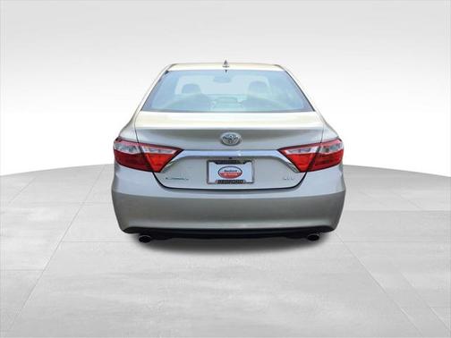 2015 Toyota Camry XLE