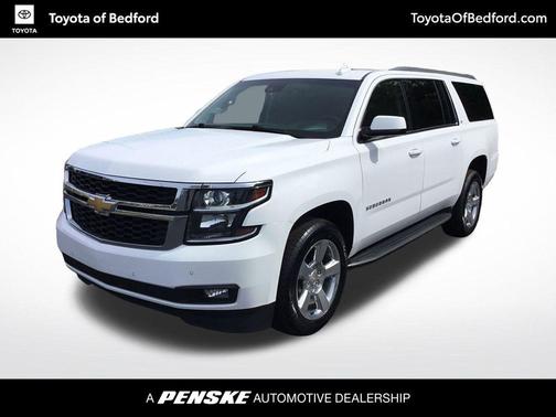 Summit White 2017 Chevrolet Suburban LT