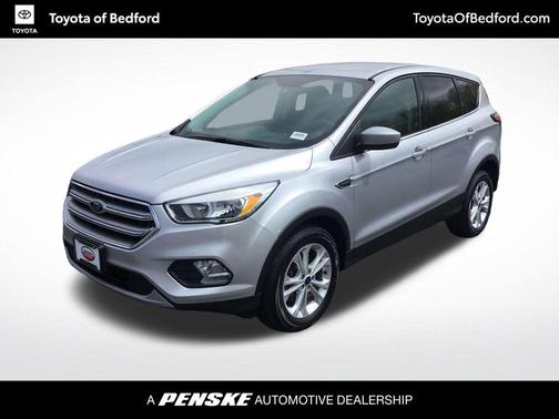 INGOT SILVER METALLIC 2017 Ford Escape SE