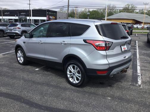 INGOT SILVER METALLIC 2017 Ford Escape SE