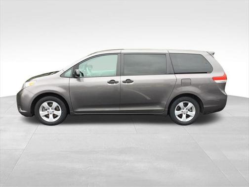 2014 Toyota Sienna L