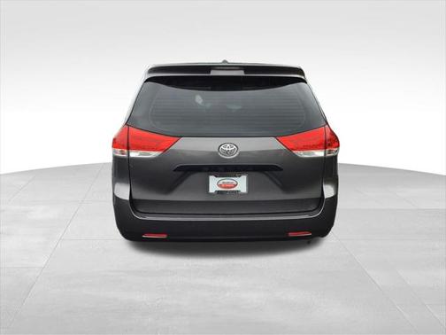 2014 Toyota Sienna L