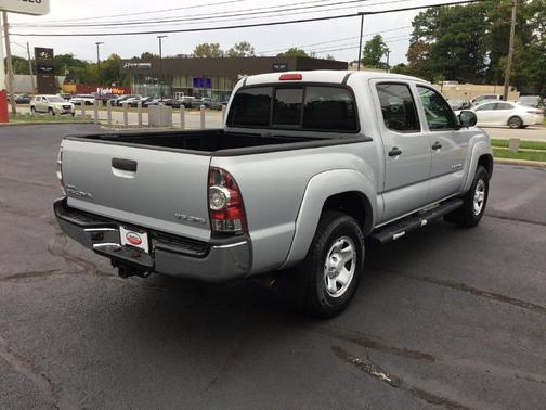 Silver Streak Mica 2011 Toyota Tacoma Double Cab