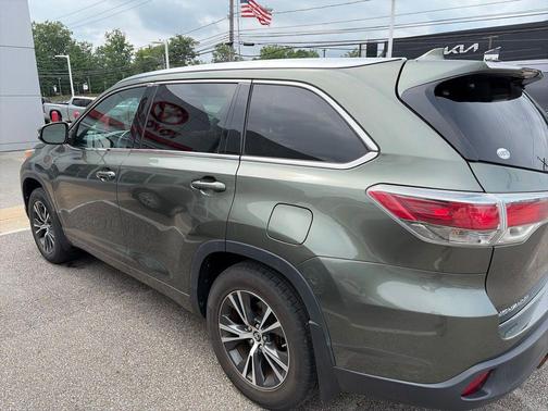 Alumina Jade Metallic 2016 Toyota Highlander XLE