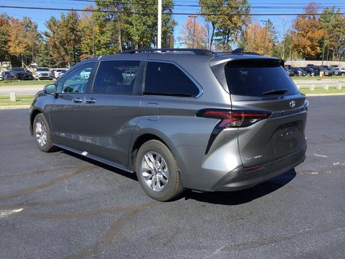 Heavy Metal 2026 Toyota Sienna XLE