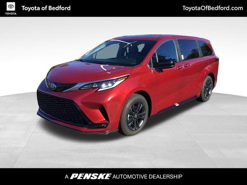 2024 Toyota Sienna XSE 7 Passenger