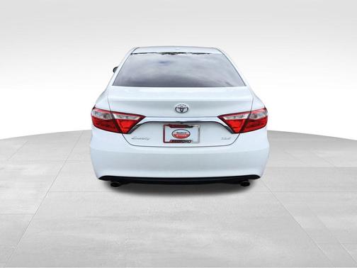 2016 Toyota Camry XSE
