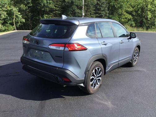 Celestite 2024 Toyota Corolla Cross Hybrid S