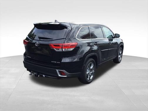 2018 Toyota Highlander Limited Platinum
