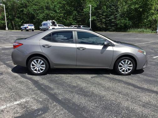 Brown Sugar Metallic 2014 Toyota Corolla LE