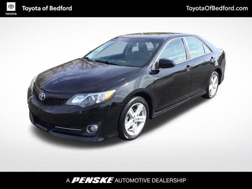 Attitude Black Metallic 2014 Toyota Camry SE
