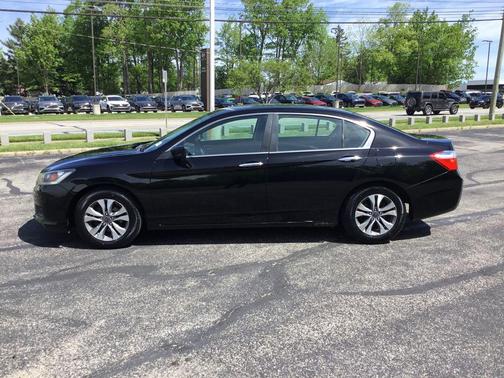 Crystal Black Pearl 2013 Honda Accord LX