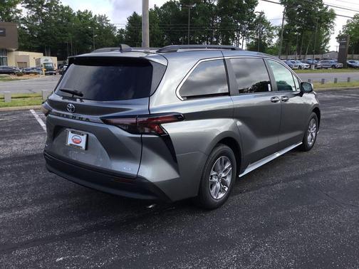 Heavy Metal 2026 Toyota Sienna XLE