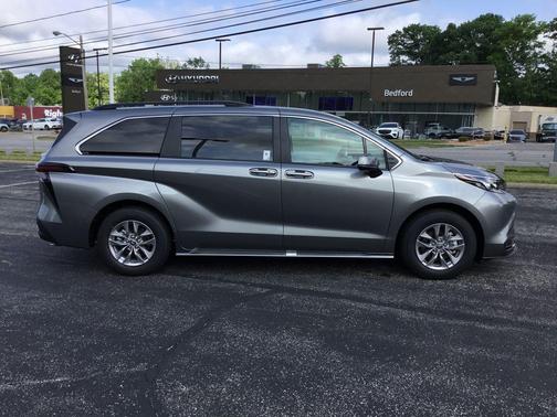 Heavy Metal 2026 Toyota Sienna XLE