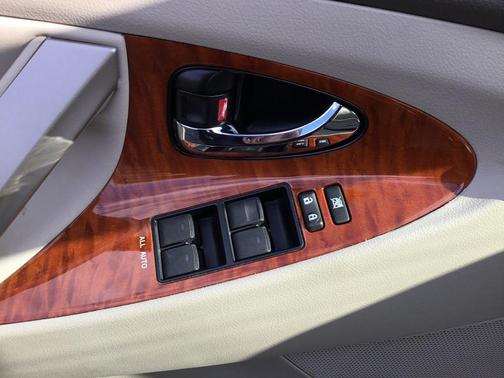 2010 Toyota Camry XLE