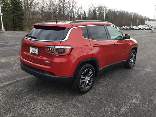 Redline Pearlcoat 2019 Jeep Compass Latitude