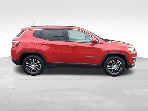 Redline Pearlcoat 2019 Jeep Compass Latitude