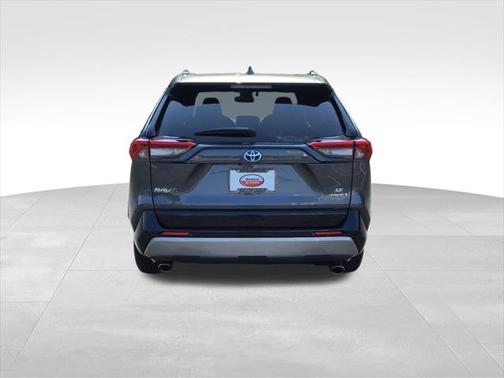 2023 Toyota RAV4 Hybrid SE