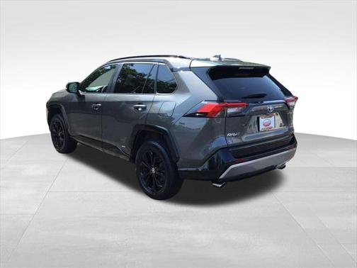 2023 Toyota RAV4 Hybrid SE