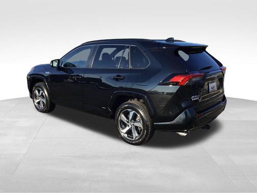 2022 Toyota RAV4 Prime SE