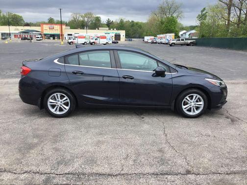 Blue Ray Metallic 2016 Chevrolet Cruze LT Auto
