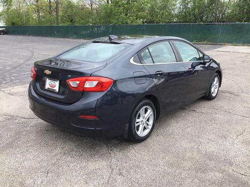 Blue Ray Metallic 2016 Chevrolet Cruze LT Auto