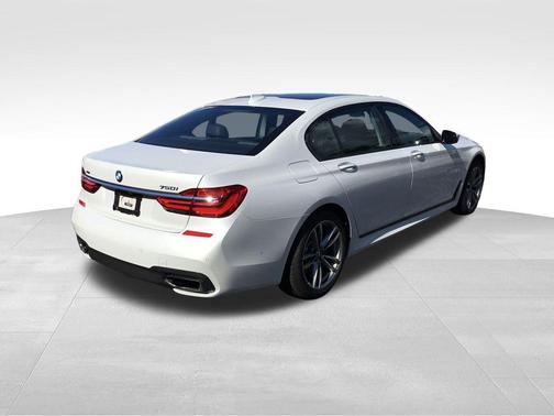 2019 BMW 750 i xDrive
