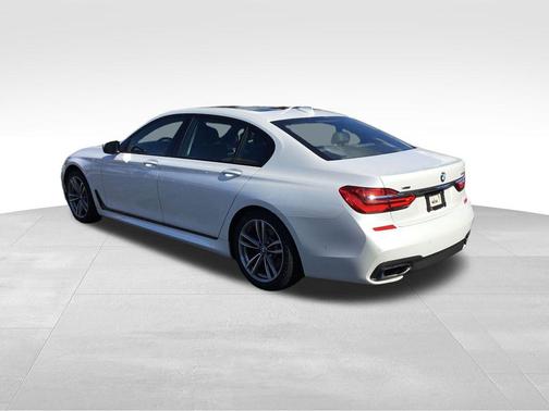 2019 BMW 750 i xDrive
